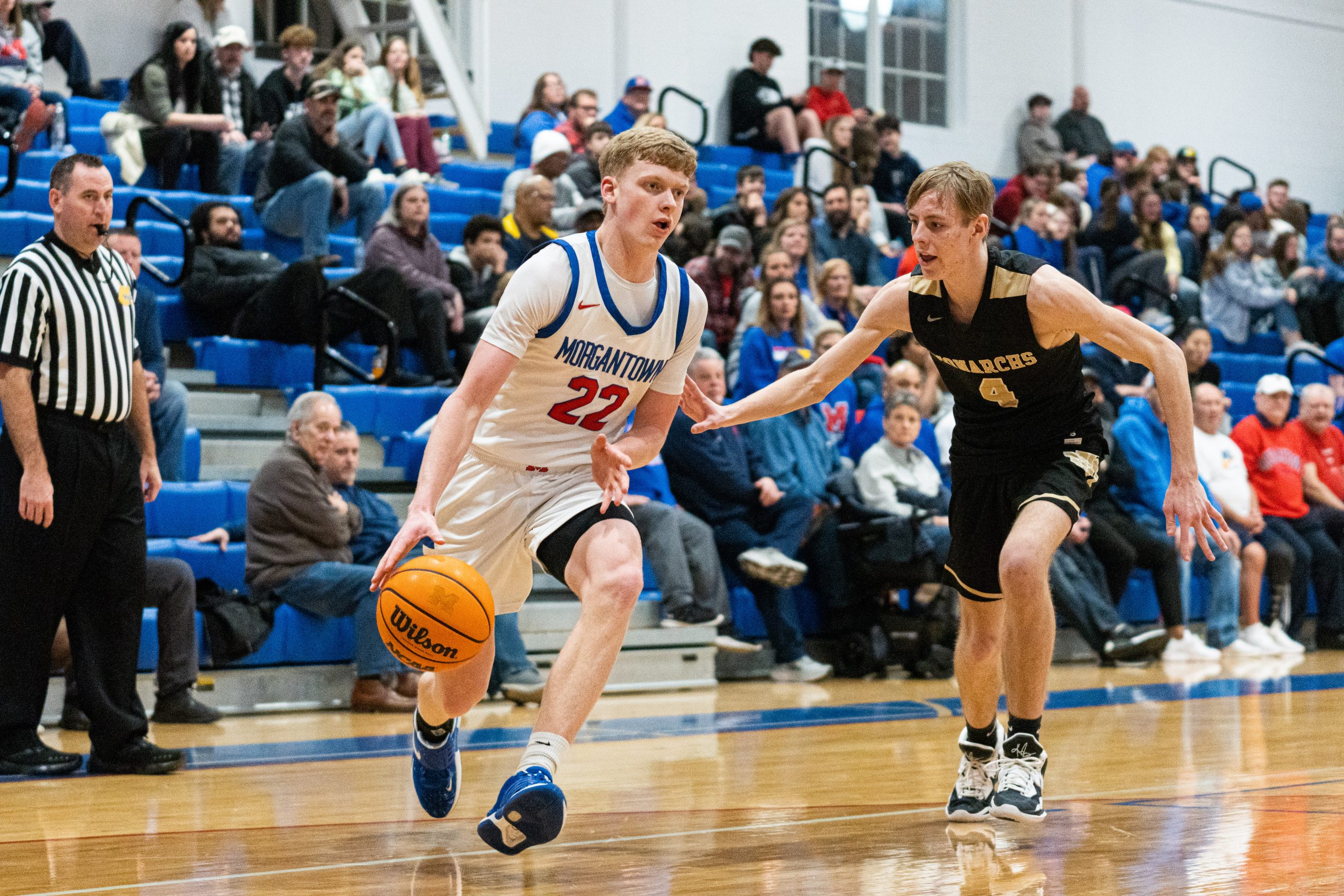 Mohigans look dominant in playoff opener